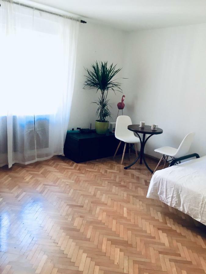 Apartment Flamingo Ljubljana Extérieur photo